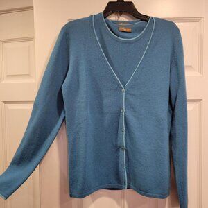 Soft cashmere sweater set in a rich turquoise, size Large